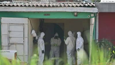 माजी पोलीस अधिकाऱ्याकडून लैंगिक शोषण, दोन महिलांची हत्या, घरात 14 मृतदेहांचा खच, हत्येचं गूढ कसं उलगडणार?