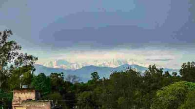 सहारनपूरमधून खुणावतोय हिमालयाच्या पर्वतरांगांचा नजारा; मनमोहक फोटो सोशल मीडियात व्हायरल