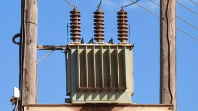 देशातील कानाकोपऱ्यात दिसणाऱ्या विजेच्या ट्रान्सफॉर्मरचे महत्त्व काय? कसे करते काम?