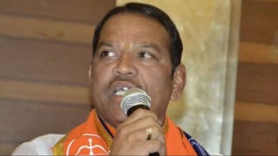 शरद पवारांच्या नातवाचा पराभव केला, मावळचा गड राखला; कोण आहेत खासदार श्रीरंग बारणे?