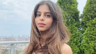 21 वर्षाचा सुहाना सफर, शाहरुखच्या कन्येकडून बोल्ड फोटो शेअर; या अभिनेत्रीची खास कमेंट