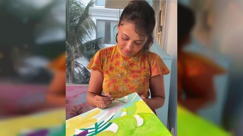 कोरोनाच्या परिस्थितीनं जगात धुमाकूळ घातलाय त्यामुळे हा काळ सर्वांसाठी खूप कठीण आहे. कोरोनामुळे अनेकांना शारीरिक आणि आर्थिक समस्यांना सामोरी जावं लागतंय.