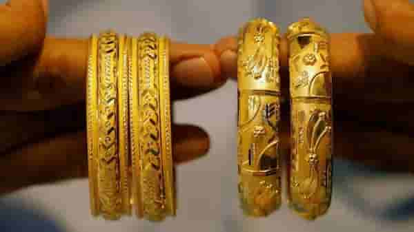 Gold Price Today: जन्माष्टमीच्या दिवशी सोन्याच्या किमतीत मोठी घट, पटापट तपासा 10 ग्रॅम सोन्याचा भाव