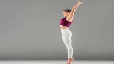 शरीरातील ऑक्सिजनची पातळी वाढवण्यासाठी दररोज सकाळी करा ताडासन !