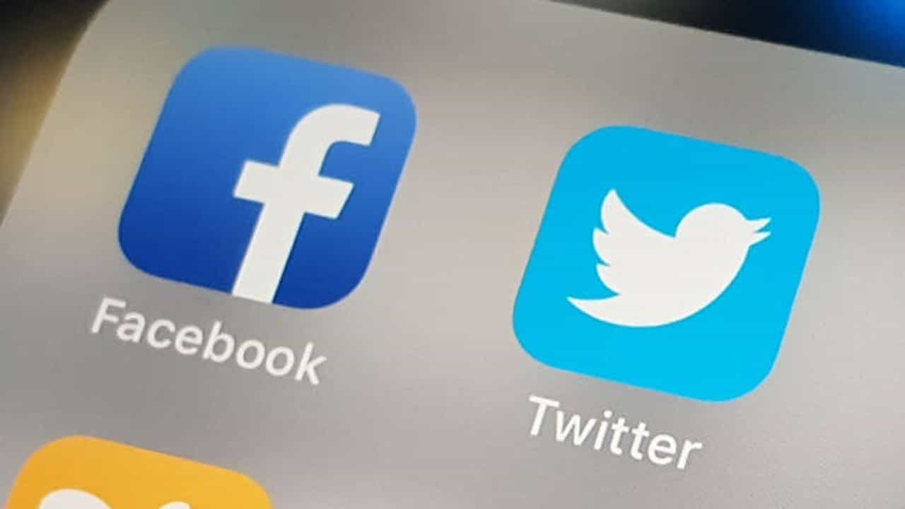 सरकारी आदेशांचे पालन करण्यात अपयशी, Twitter ला 380000 डॉलर्सचा दंड, फेसबुक-गुगलवरही आरोप