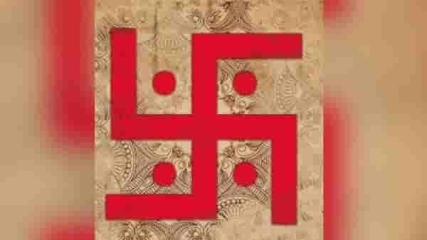 शुभ कार्यापूर्वी घरोघरी स्वस्तिक का रेखाटतात, लाल रंगालाच महत्त्व का? जाणून घ्या कारण