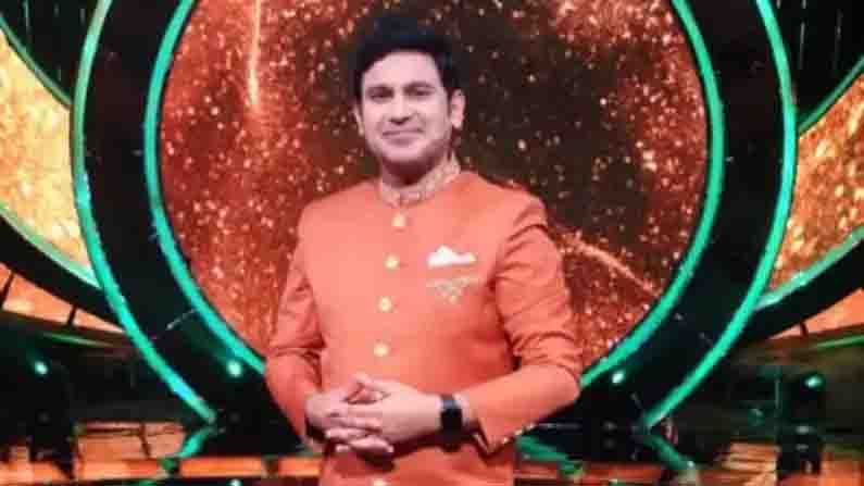 Indian Idol 12 | आदित्य नारायणनंतर मनोज मुंतशिरांचा अमित कुमारवर निशाणा, म्हणाले... Indian Idol 12 | आदित्य नारायणनंतर मनोज मुंतशिरांचा अमित कुमारवर निशाणा, म्हणाले...