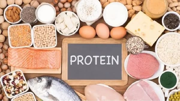 Health Tips : हायप्रोटीन घेताना या चुका चुकून करू नका; नाही तर लठ्ठ व्हाल!