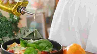 स्वयंपाक घरातील दगदग कमी कशी करायची; जाणून घ्या महत्त्वाच्या टिप्स