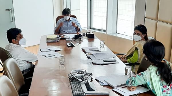 आता डिस्चार्जआधीच रुग्णालयाच्या बिलांचे लेखा परीक्षण, नवी मुंबई महापालिकेत कोव्हिड-19 बिल तक्रार निवारण कक्ष
