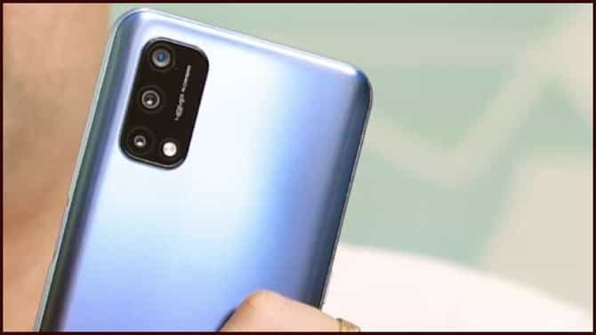 Anniversary Sale : स्वस्तात Realme स्मार्टफोन खरेदीची संधी, कंपनीकडून 17000 रुपयांची सूट