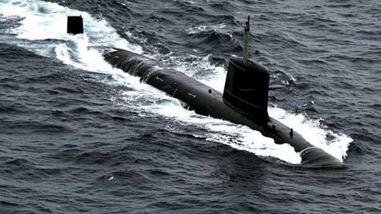 संरक्षण मंत्रालयाची नौदलाला 6 सबमरीनसाठी मंजूरी, 43,000 कोटी रुपये खर्च