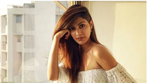 Rhea Chakraborty : द टाइम्सकडून मोस्ट डिझायरेबल वुमनची यादी जाहीर, रिया चक्रवर्ती अव्वल स्थानी