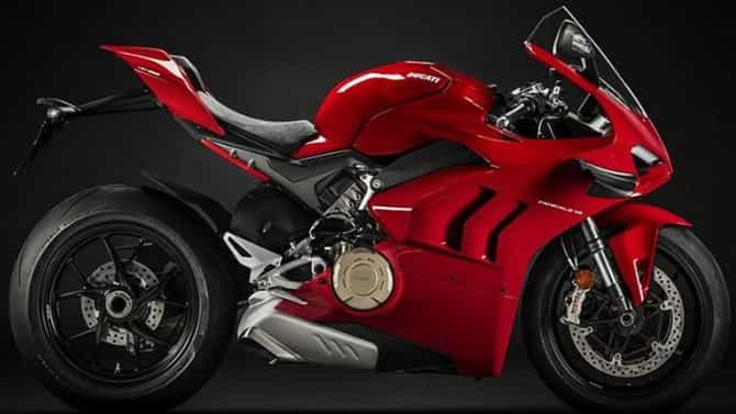 Ducati ची 2021 Panigale V4 बाईक भारतात दाखल, कमी किंमतीत शानदार रायडिंग एक्सपीरियन्स
