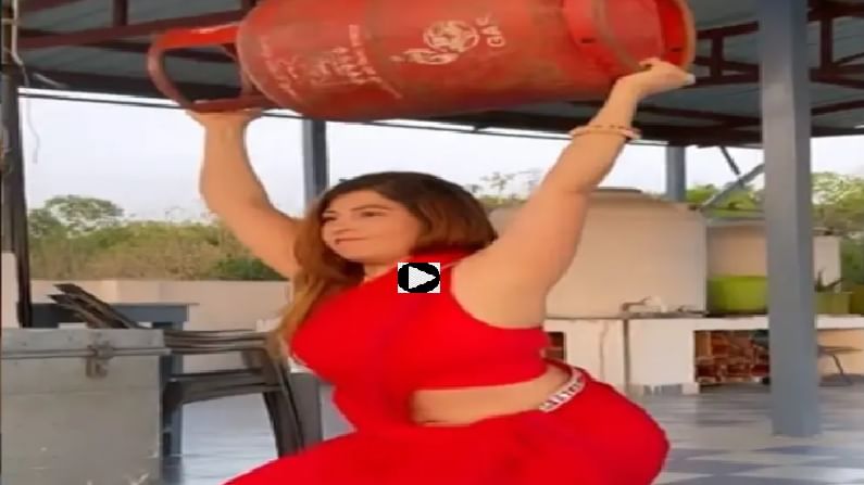 795px x 447px - GIRL-VIDEO-WITH-GAS-CYLINDER.jpg