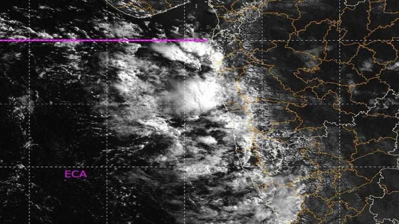 Mumbai rains : मुंबईत जोरदार पावसाला सुरुवात, राज्यात पुढचे 4 दिवस धुवाँधार पावसाचा अंदाज