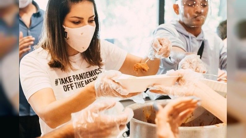 भारतासमोर कोरोनाचं संकट आहे. आंतरराष्ट्रीय स्वयंसेवी संस्था मिलियन डॉलर वेगननं कोरोनामुळे ज्या लोकांचे हाल होत आहेत अशा लोकांना थेट मदत करण्यासाठी किमान 100,000 जेवण देण्याचं वचन दिलं आहे. 