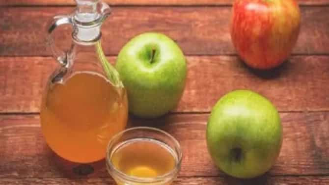 त्वचा आणि केसांसाठी अॅपल सायडर व्हिनेगर रामबाण उपाय; असा करा वापर