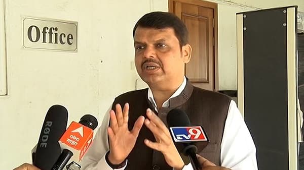 आषाढी वारीसाठी वारकऱ्यांकडून बायो बबलचा प्रस्ताव, देवेंद्र फडणवीस मुख्यमंत्र्यांकडे पाठपुरावा करणार