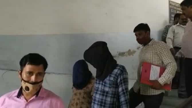 सर्वसामान्यांना बोलण्यात गुंतवायचे, संधी साधून ऐवज पळवायचे, 24 लाखांचे हिरे घेऊन पळालेली टोळी अखेर जेरबंद