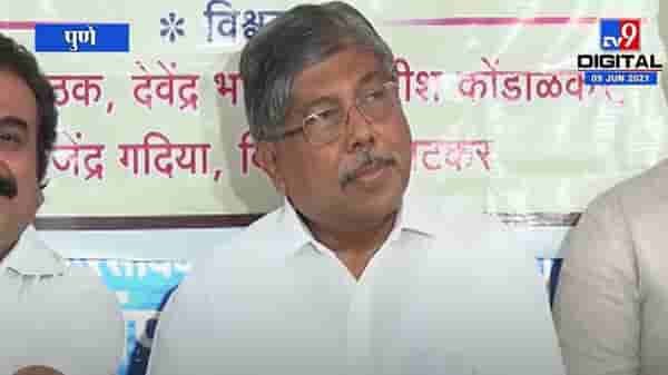 मुंबईकर शिवसेनेला महापालिका निवडणुकीत जागा दाखवून देतील: चंद्रकांत पाटील