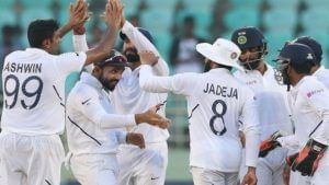 इंग्लंडविरुद्धच्या कसोटीपूर्वी भारताला मोठा धक्का, हेल्मेटवर चेंडू आदळून सलामीवीर गंभीर जखमी
