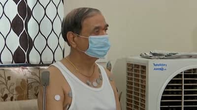 VIDEO : अजब-गजब, नाशिकमध्ये कोरोना लस घेतल्यानंतर दंडाला लोखंड, स्टील चिटकलं