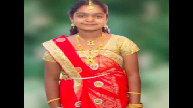 आईसोबत शेतात कामाला, विंचवाने दंश केला, उपचारादरम्यान 14 वर्षीय मुलीचा मृत्यू!