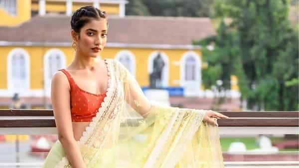 ‘टकाटक’ या मराठी चित्रपटाद्वारे मराठी मनोरंजन विश्वात पदार्पण करणारी हॉट आणि सुंदर अभिनेत्री प्रणाली भालेराव पुन्हा एकदा चर्चेत आली आहे.