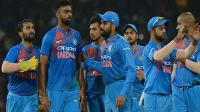 10 सामन्यांत घेतले 67 विकेट्स तरीही भारतीय संघात जागा नाही, या गोलंदाजाने मांडली व्यथा