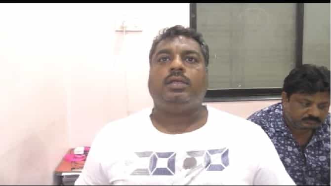 बाईकस्वाराला वाटेत अडवून अपहरण, मारहाणीनंतर दहा लाखांची खंडणी वसुली