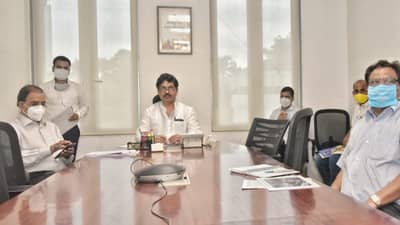 इंदू मिलमधील आंबेडकर स्मारकाचे काम मुदतीत पूर्ण करा; धनंजय मुंडे यांचे प्रशासनाला आदेश