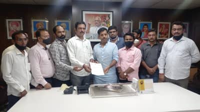 नाल्यात पडून बाईकस्वाराचा मृत्यू, कुटुंबियांस दहा लाखांचे अर्थसाह्य द्या, राष्ट्रवादीची मागणी