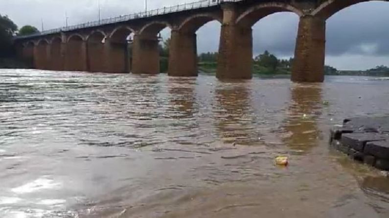 सांगलीत मुसळधार पाऊस, कृष्णेची पाणीपातळी 23 फुटांवर, पूर भागात आपातकालीन यंत्रणा सतर्क