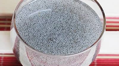 रोज रात्री झोपण्याआधी हे पेय प्या, कोणताही व्यायाम न करता वजन घटवा!