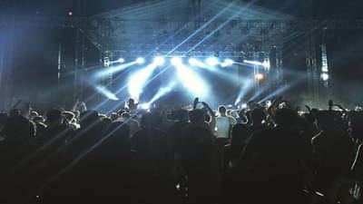 Pune Crime| ...अन लोणावळ्यात खासगी बंगल्यावर छापा टाकत17 जणांना अटक; पोलिसांची  कारवाई