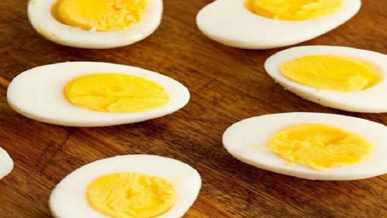 यामुळे तुम्ही दररोज सकाळी आपल्या नाश्त्यामध्ये अंड्यांचा समावेश हा केला पाहिजेत. यामुळे तुम्ही अनेक रोगांपासू दूर राहू शकता. विशेषता सध्याच्या कोरोना काळात तर अंडीचा नाश्त्यामध्ये करा. 