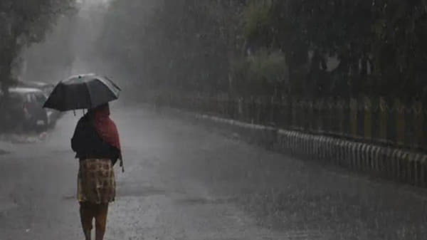 पावसाळ्यात कोरोना संसर्गाचे प्रमाण वाढेल का? जाणून घ्या तज्ज्ञ काय म्हणतात...