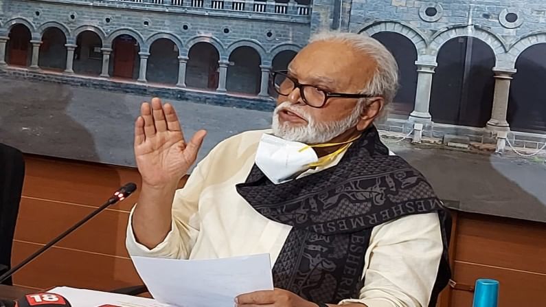 ओबीसी आरक्षणासाठी कुणाच्याही पाया पडायला तयार, भुजबळांची प्रतिक्रिया, मु्ख्यमंत्री आणि शरद पवार प्रयत्नशील ओबीसी आरक्षणासाठी कुणाच्याही पाया पडायला तयार, भुजबळांची प्रतिक्रिया, मु्ख्यमंत्री आणि शरद पवार प्रयत्नशील