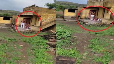 VIDEO | मनोरुग्ण मुलाची पालकांना अमानुष मारहाण, आईचा मृत्यू, व्हिडीओ काढण्यात बघे दंग