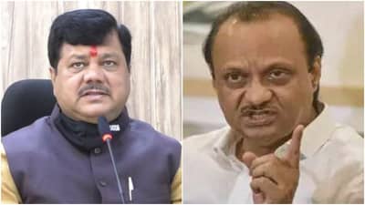 पुण्यातील गर्दीला अजित पवार, त्यांच्यावरही गुन्हा दाखल करा, प्रविण दरेकर आक्रमक