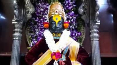 नाव न सांगण्याच्या अटीवर मुंबईतल्या सर्वसामान्य व्यक्तीकडून पांडुरंगाचरणी 1 कोटी रुपयांचं दान