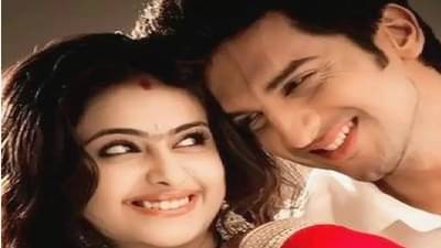 Avika Gor | लग्नाविनाच बालिका वधू 18 वर्षांनी मोठ्या सहकलाकाराच्या बाळाची आई?