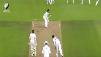 WTC Final सामन्यातील भारतीय गोलंदाजाच्या काही सुपरफास्ट डिलेव्हरीज, आयसीसीने शेअर केलेला हा व्हिडीओ पाहाच
