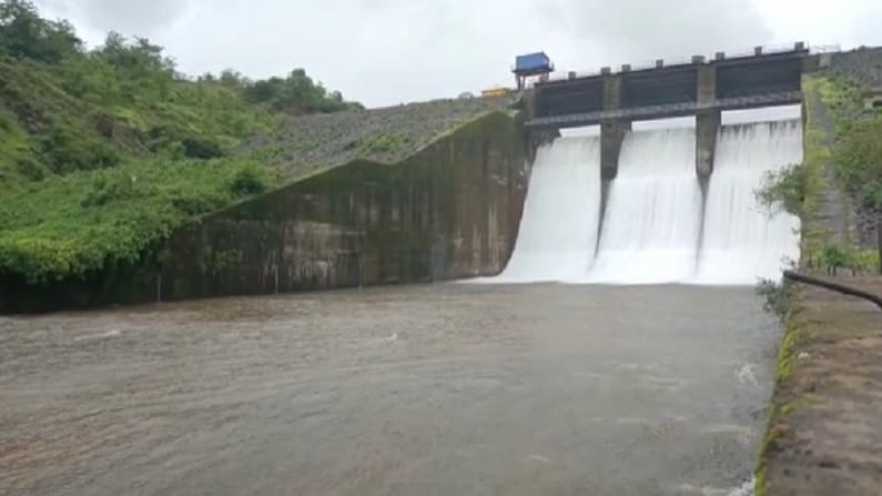 गडनदी धरण तुडुंब भरले, नदीकाठच्या गावांना धोक्याचा इशारा, नागरिकांनी काळजी घेण्याचे आवाहन गडनदी धरण तुडुंब भरले, नदीकाठच्या गावांना धोक्याचा इशारा, नागरिकांनी काळजी घेण्याचे आवाहन