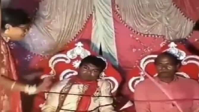 Video | लग्न मंडपात नवरदेवाचा शहाणपणा, हुंडा मागताच लोकांनी खुर्चीला बांधलं, नंतर जे झालं ते पाहाच !