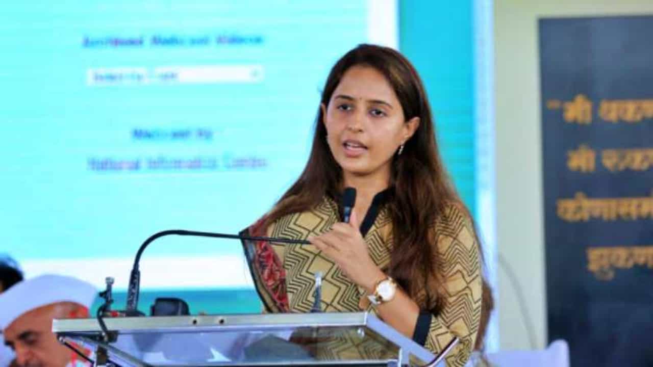 Modi Cabinet Expansion: भाजपने प्रीतम मुंडेंना मंत्रिमंडळात घेतलं नाही, ओबीसी समाजाचा विसर पडला