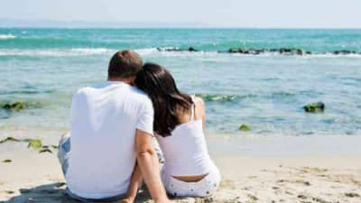 Relationship Tips : कपल्समधील खूप चांगली बॉडिंग कशी ओळखावी?, हे 4 संकेत असतील तर तुम्ही सर्वोत्तम कपल!
