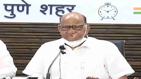 अनिल देशमुखांच्या निवासस्थानांवर ईडीची छापेमारी, शरद पवार म्हणतात, आम्हाला यत्किंचितही चिंता नाही!