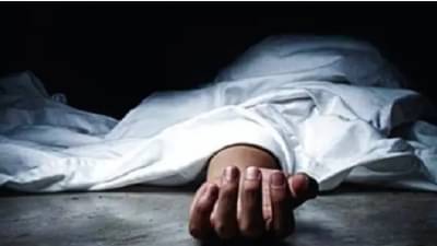 कोरोना लस घेण्यासाठी जाणाऱ्या शिक्षिकेची दुचाकी खड्ड्यात अडकली, उपचारादरम्यान मृत्यू